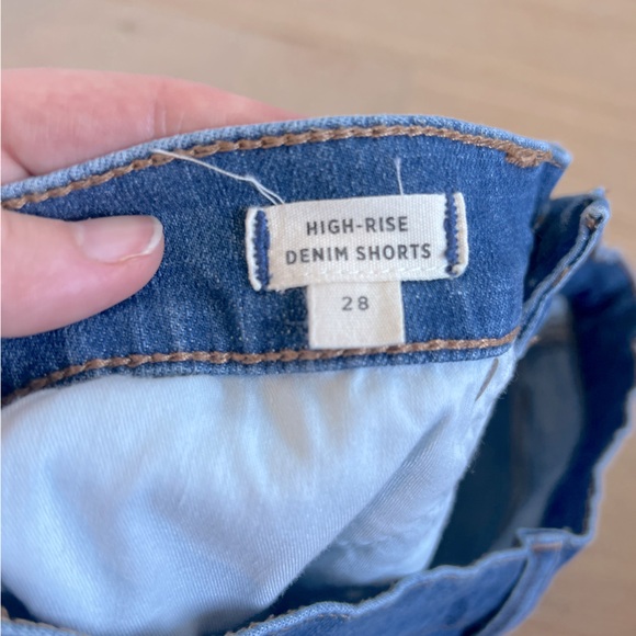 Madewell Button Up High Rise Jean Shorts - Picture 3 of 3